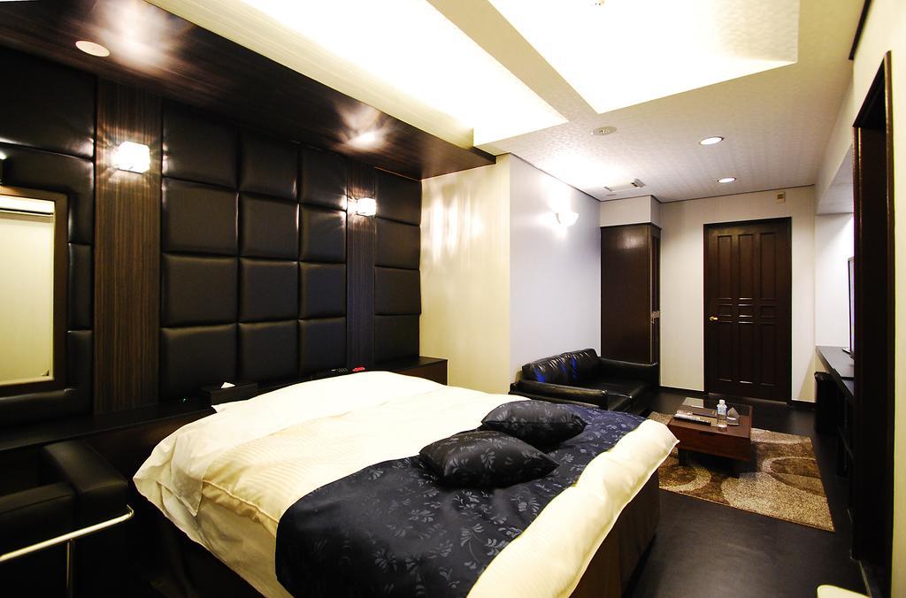 Hotel Free Style Okayama Rum bild