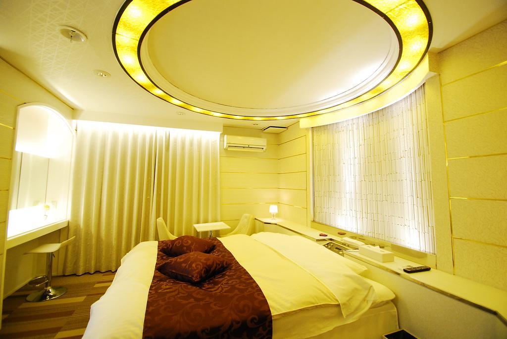Hotel Free Style Okayama Rum bild